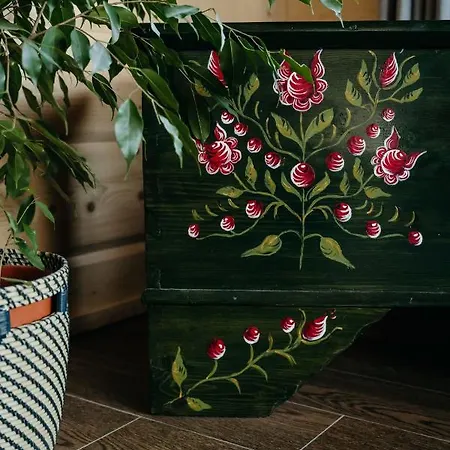 Osada - Dom „dziewiecsil” * Witów