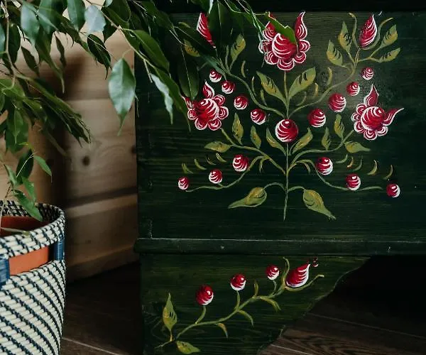 Osada - Dom „dziewięćsił” * Witów