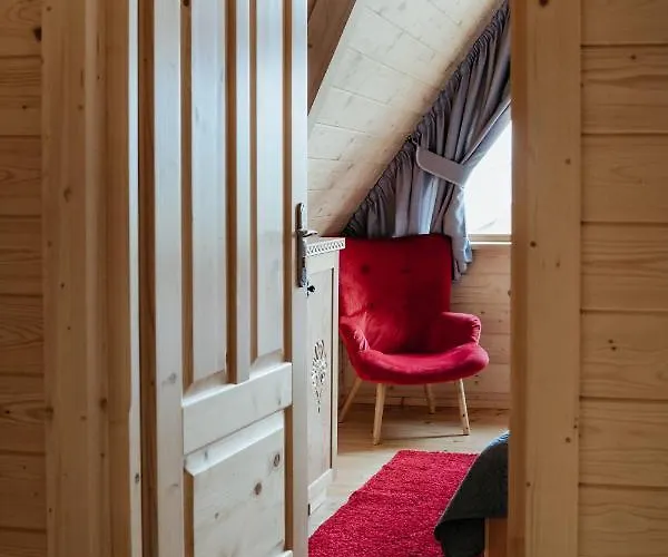 Osada - Dom „dziewięćsił”