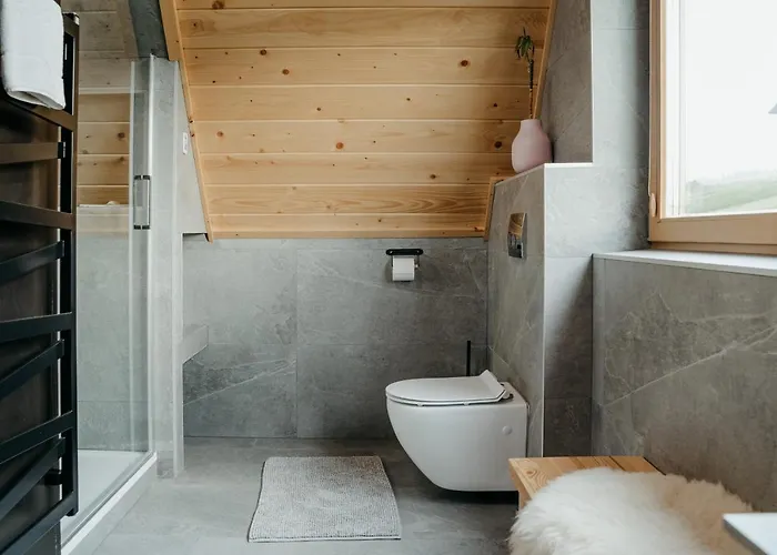 Osada - Dom „dziewięćsił” Lodge *